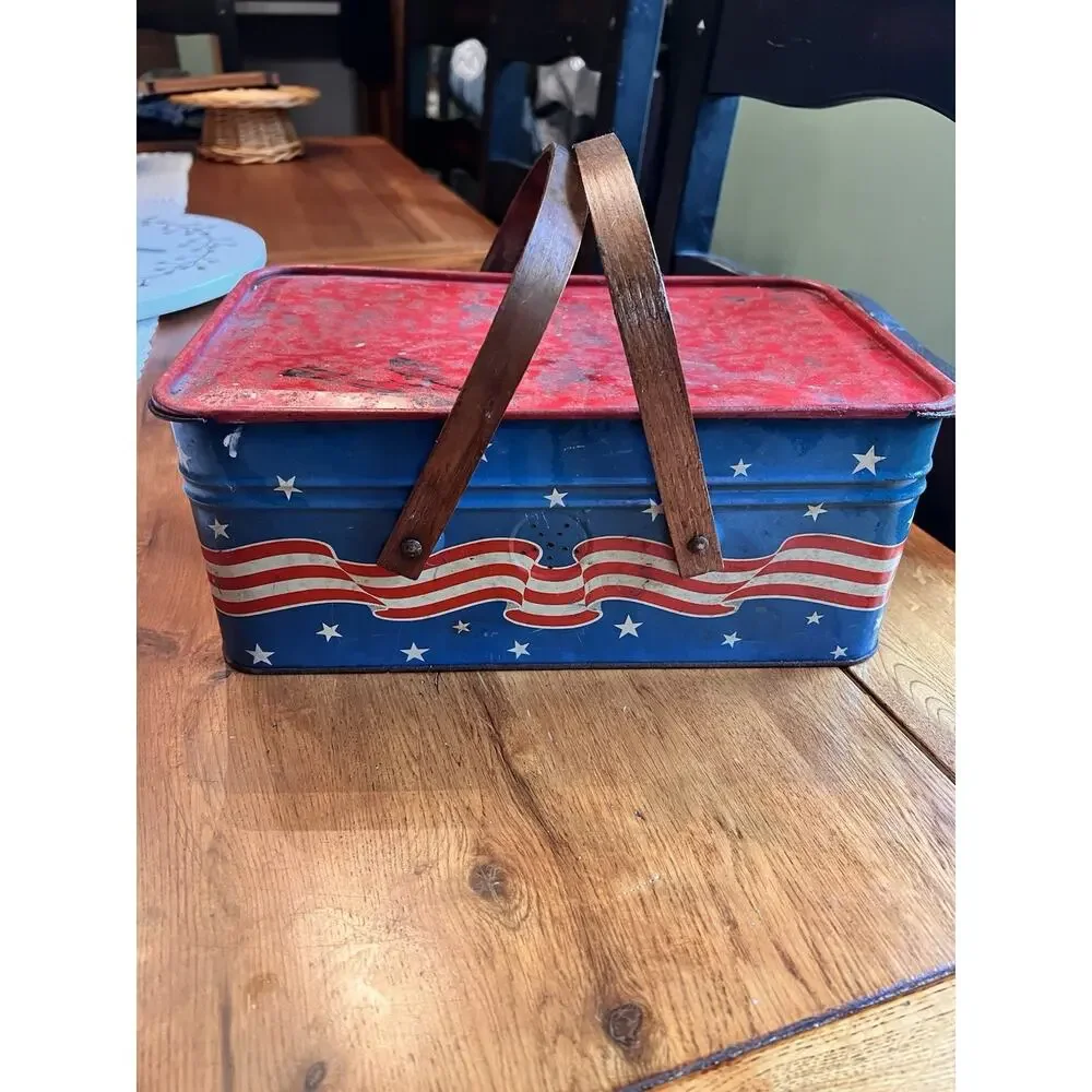 Golden Cookies 40s Metal Picnic Basket Patriotic July 4th Wood Handles Flag Vtg